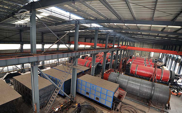 每小時(shí)五噸污泥烘干機(jī)車(chē)間 每小時(shí)五噸污泥烘干機(jī)車(chē)間